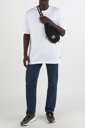 חולצת טי עם הדפס בגב בצבע לבן ADIDAS ORIGINALS